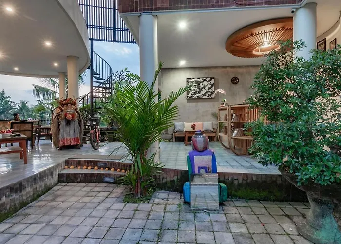 Juli House By Mahaputra Ubud