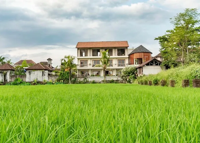 Gasthuis Juli House By Mahaputra